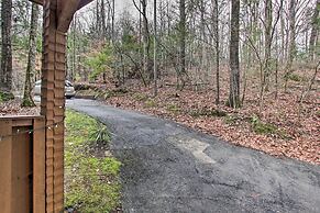 Honey Bear Pause: Rural Escape w/ Porch & Hot Tub!