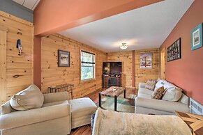 Cozy Condo - Walk to Resort, 9 Mi to Sugar Mtn!