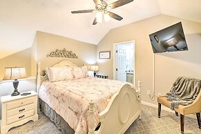 Charming Condo w/ Deck, 4 Mi to Branson Strip