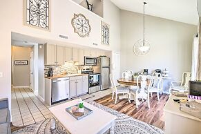 Charming Condo w/ Deck, 4 Mi to Branson Strip