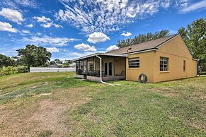 Charming Bradenton Retreat w/ Lanai & Pond!