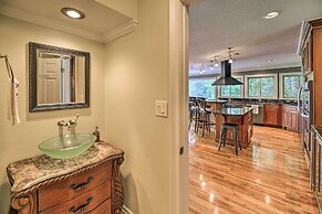 Inviting Family Abode w/ Dock on Norris Lake!