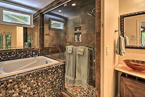 Inviting Family Abode w/ Dock on Norris Lake!