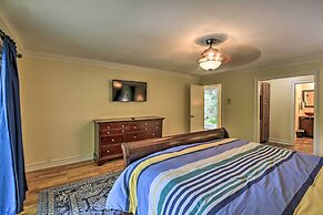 Inviting Family Abode w/ Dock on Norris Lake!