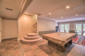 Inviting Family Abode w/ Dock on Norris Lake!