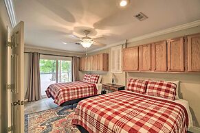 Inviting Family Abode w/ Dock on Norris Lake!