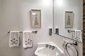 Grand Junction Golf Course Condo w/ Balconies