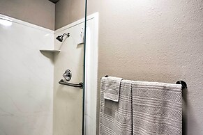 Grand Junction Golf Course Condo w/ Balconies