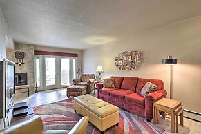 Grand Junction Golf Course Condo w/ Balconies