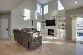 Cozy Eden Prairie Home < 21 Mi to Twin Cities