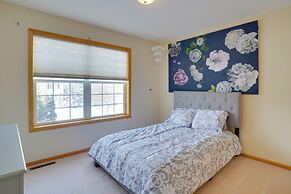 Cozy Eden Prairie Home < 21 Mi to Twin Cities
