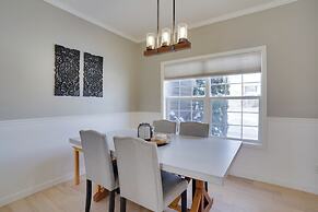 Cozy Eden Prairie Home < 21 Mi to Twin Cities