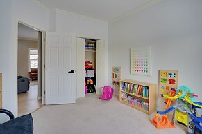 Cozy Eden Prairie Home < 21 Mi to Twin Cities