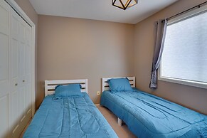 Cozy Eden Prairie Home < 21 Mi to Twin Cities