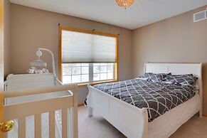 Cozy Eden Prairie Home < 21 Mi to Twin Cities