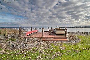 Lakefront Home w/ Deck, Fishing Dock & Canoe!