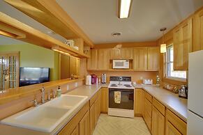 Family-friendly Sallisaw Home w/ Large Yard!