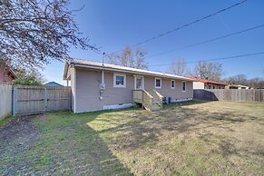 Family-friendly Sallisaw Home w/ Large Yard!