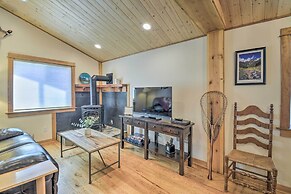 Cozy Sequim Condo: Olympic Discovery Trail Access!