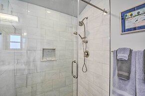 Cozy Sequim Condo: Olympic Discovery Trail Access!