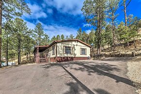 3 Mi to Ruidoso Winter Park: Home w/ Fireplace!