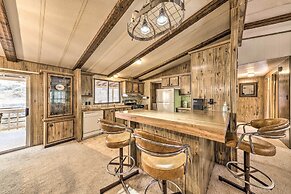 3 Mi to Ruidoso Winter Park: Home w/ Fireplace!