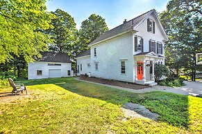 Hot Tub + Walk to Lakeside Dining: Meredith Home!