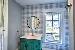 Hot Tub + Walk to Lakeside Dining: Meredith Home!