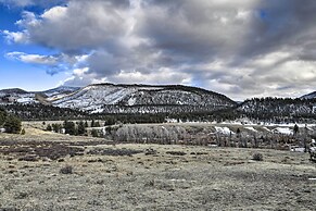 Cabin by Rio Grande - 19 Mi to Wolf Creek!