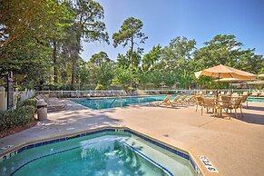Steps to Sand: Hilton Head Island Condo w/ Pool