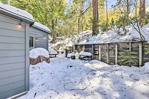 California Retreat w/ Deck, Fire Pit & Grill!