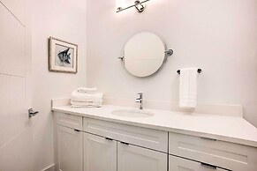 Lakeside Montgomery Condo Near Boat Rental!