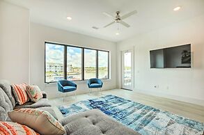 Lakeside Montgomery Condo Near Boat Rental!