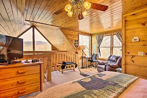 Scenic Sevierville Cabin: Hot Tub, Panoramic Views