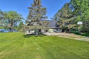 Lakefront Bellaire Getaway w/ Kayaks, Dock & Grill