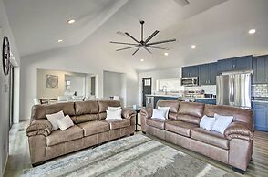 Waterfront Escape: Ozarks Home + Guest House!