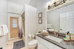 Walk to Lake: Stunning Central Florida Home!