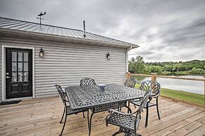 Lakefront Studio Guest Home on Hermann Wine Trail!