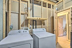 Cozy Bailey Cabin w/ Sweeping Mountain Views!