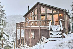 Cozy Bailey Cabin w/ Sweeping Mountain Views!