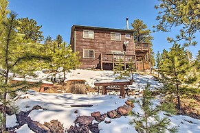 Cozy Bailey Cabin w/ Sweeping Mountain Views!
