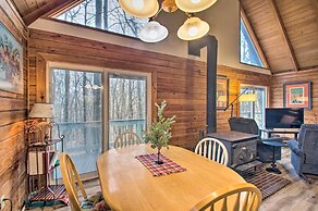 Wintergreen Home w/ Deck - Near Skiing & Hiking!