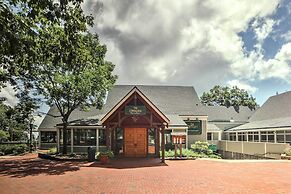 Wintergreen Home w/ Deck - Near Skiing & Hiking!