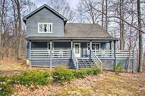 Wintergreen Home w/ Deck - Near Skiing & Hiking!
