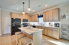 Resort Home ~ 1 Mi to Myrtle Beach Access!