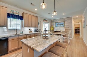 Resort Home ~ 1 Mi to Myrtle Beach Access!