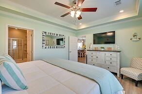 Resort Home ~ 1 Mi to Myrtle Beach Access!