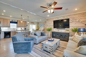 Resort Home ~ 1 Mi to Myrtle Beach Access!