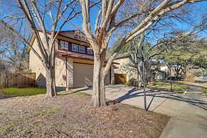Austin Vacation Rental w/ Yard ~ 14 Mi to Downtown