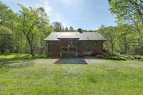 15 Mins to Polar Express: Cabin w/ Hot Tub!